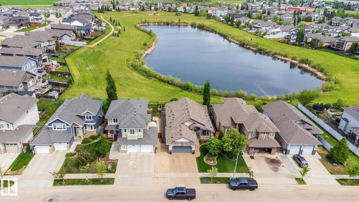 Property Photo:  10415 97 Street  AB T8R 0B8 