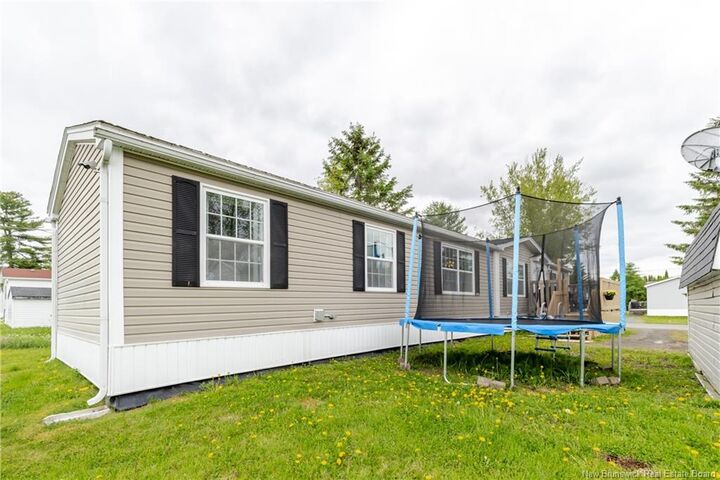 Property Photo:  2 Wood Avenue  NB E3B 6V5 