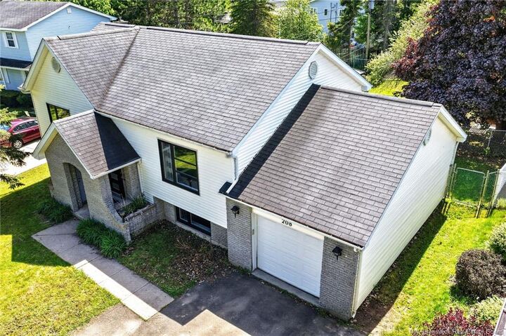 Property Photo:  208 Columbus  NB E1A 5L3 