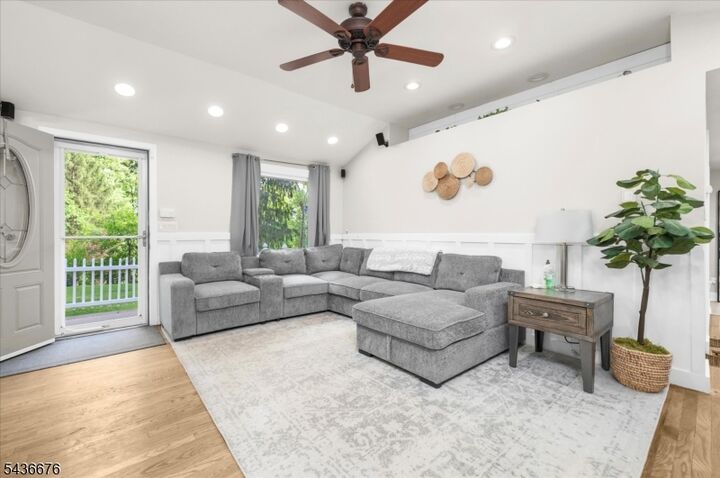 Property Photo:  4 Orchard St  NJ 07830 