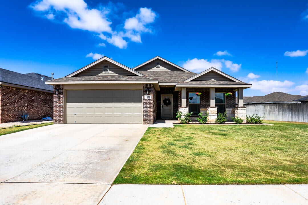 Property Photo:  3212 Virginia Avenue  TX 79407 