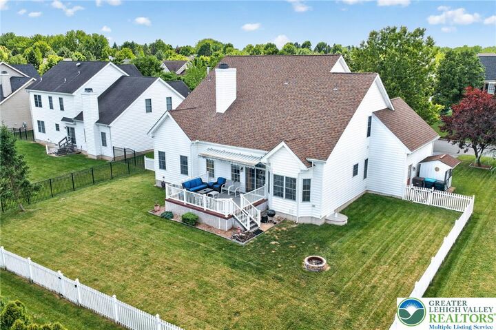 Property Photo: 5016 Allen Drive PA 18017