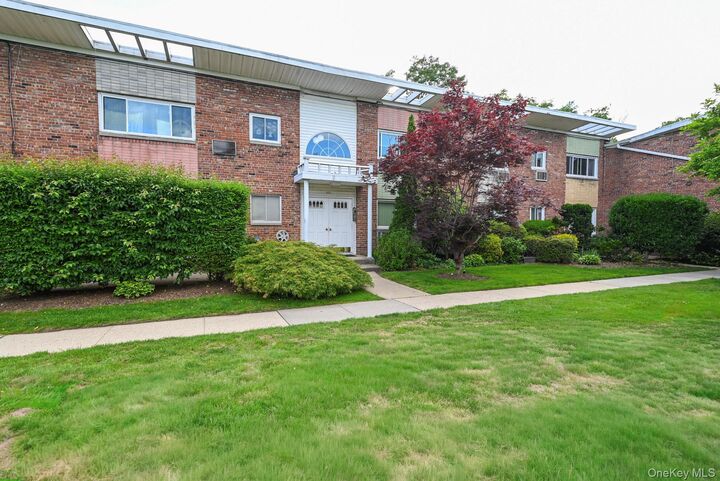 Property Photo: 271 N Newbridge Road 2C NY 11756