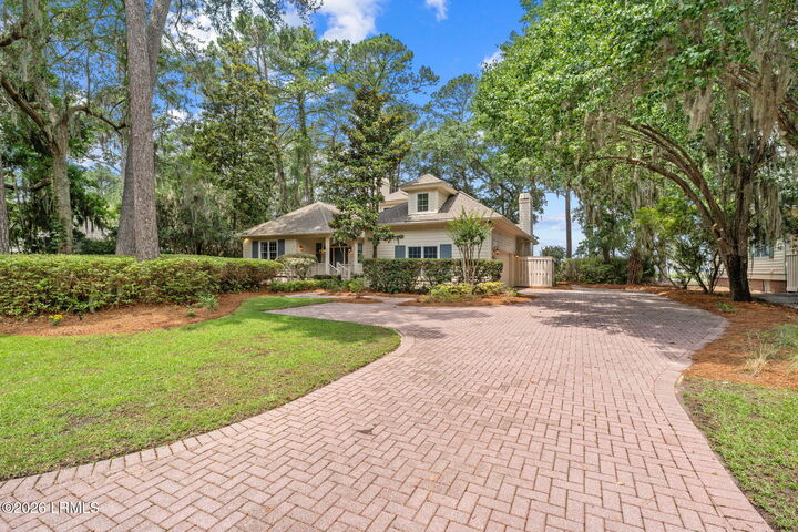 Property Photo:  210 Dataw Drive  SC 29920 