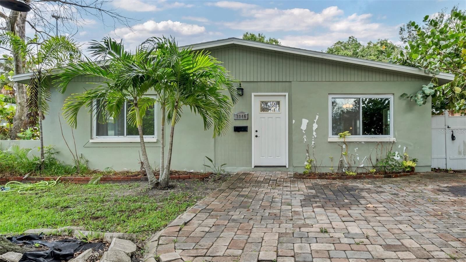 Property Photo: