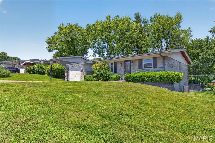 Property Photo: 2629 Netherton Drive MO 63136