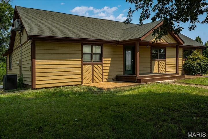 Property Photo:  5171 Old Alton Edwardsville Road  IL 62025 