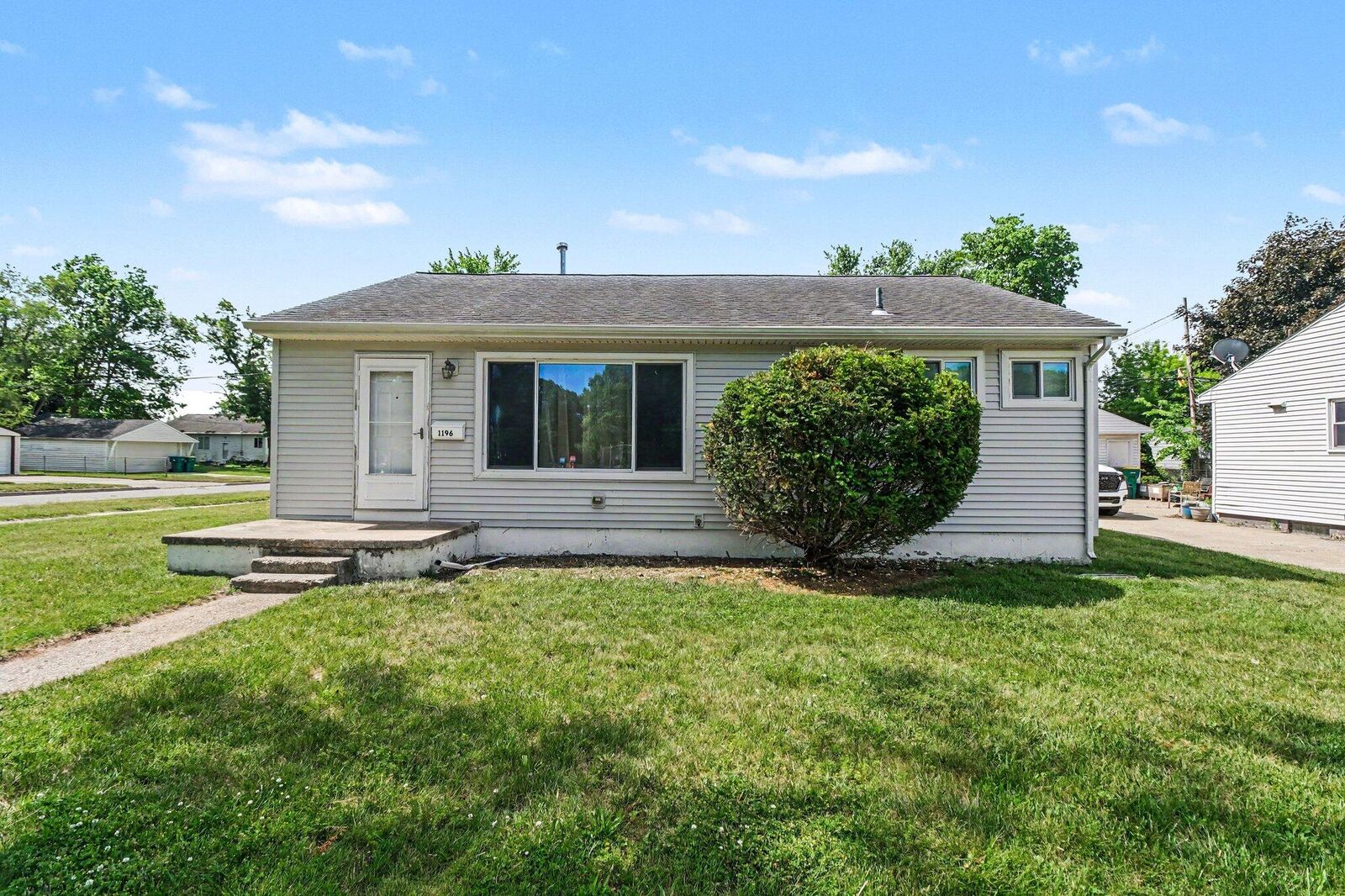 Property Photo:  1196 Shirley Drive  MI 48198 