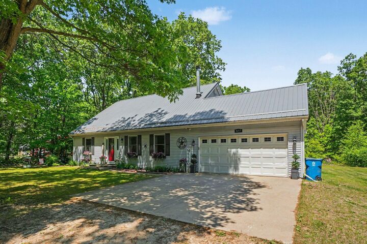 Property Photo:  3697 118th Avenue  MI 49010 