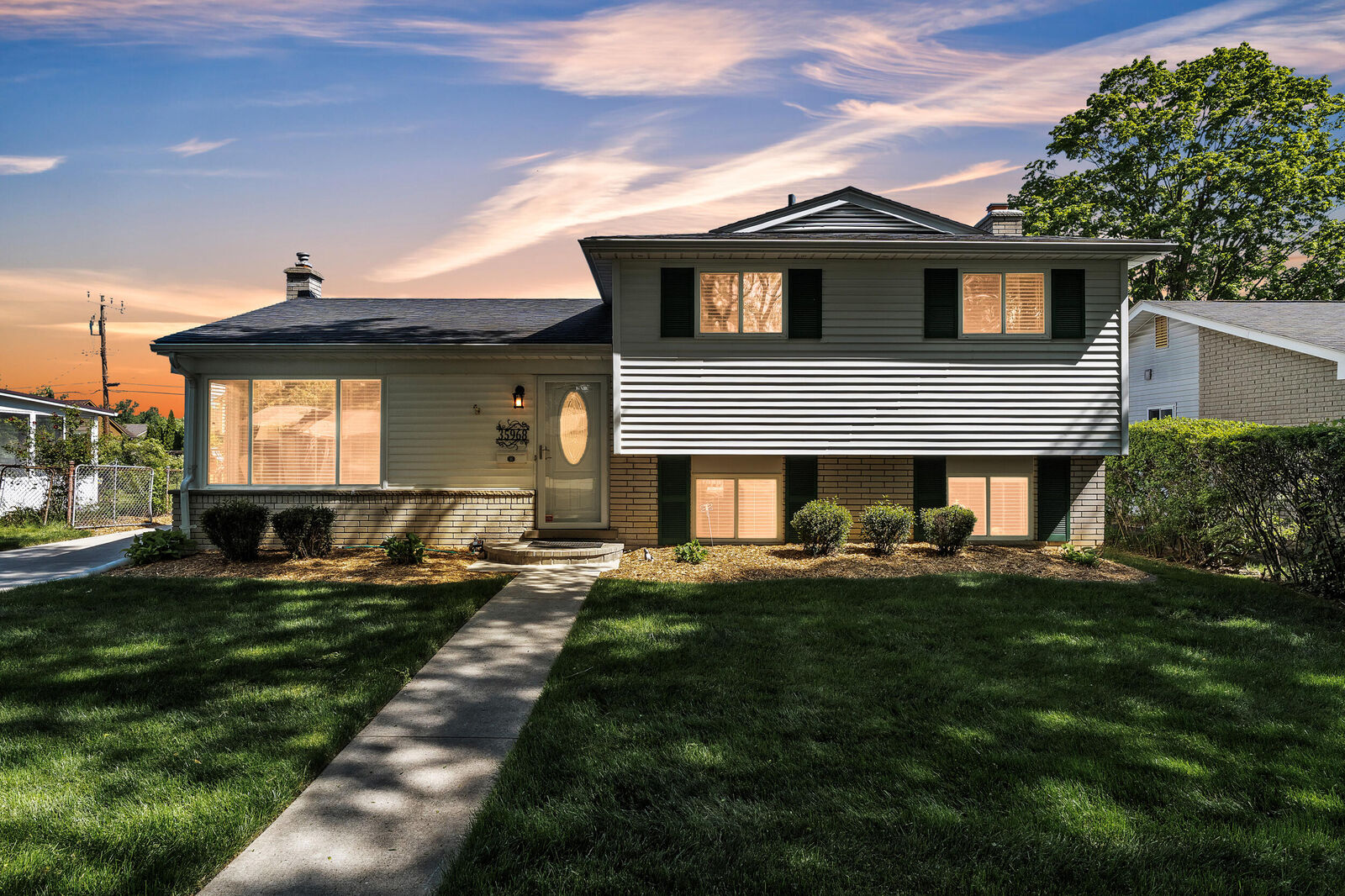 Property Photo:  35968 Jamison Street  MI 48154 