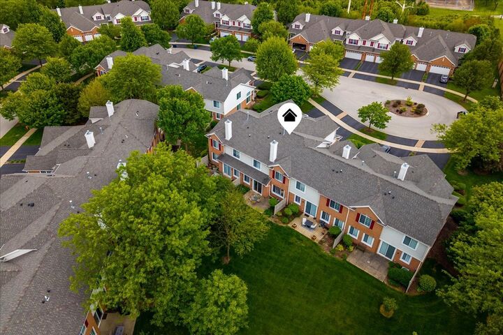 Property Photo: 908 Winners Cup Court IL 60564