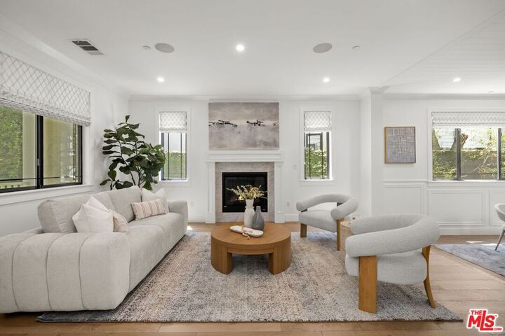 Property Photo:  3043 Greenfield Avenue  CA 90034 