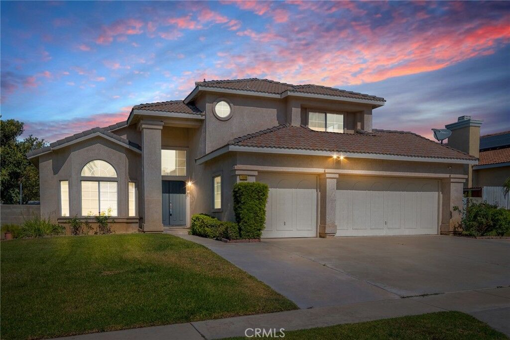 Property Photo:  7600 Jacaranda Avenue  CA 92336 