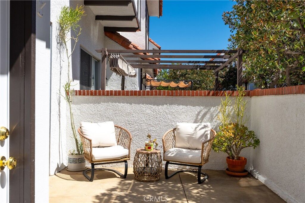 Property Photo:  10030 Owensmouth 67  CA 91311 
