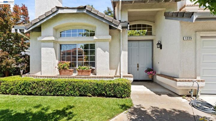 Property Photo:  1225 Riesling Cir.  CA 94550 