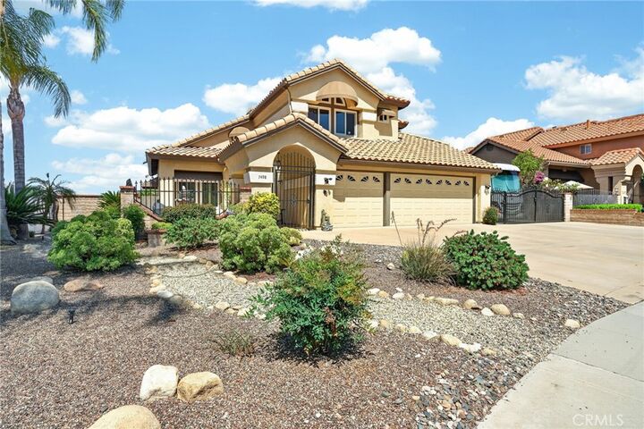 Property Photo:  7498 Red Clover  CA 92346 