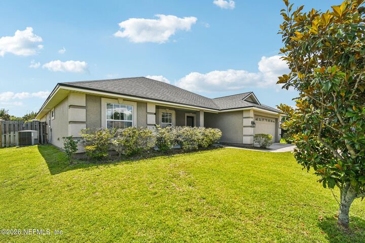 Property Photo:  2550 Royal Pointe Drive  FL 32043 