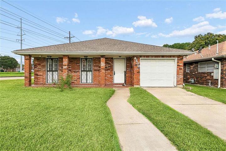 Property Photo:  4400 Lefkoe Street  LA 70006 