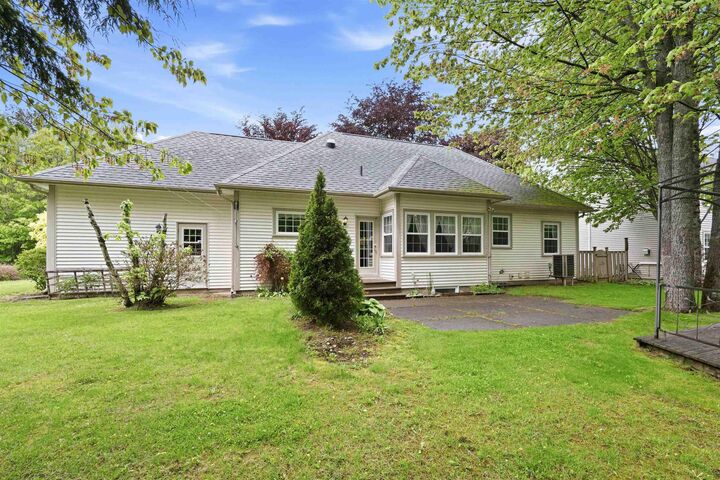 Property Photo: 31 Anderson Boulevard NS B4N 5H2