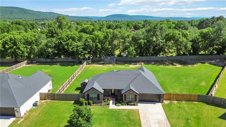 Property Photo:  515 Vista Del Valle Street  AR 72730 
