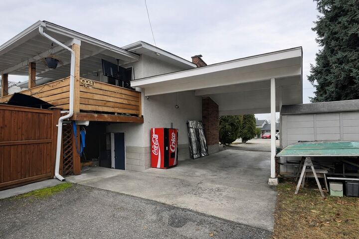 Property Photo: 385 Perth Road BC V1X 3R5