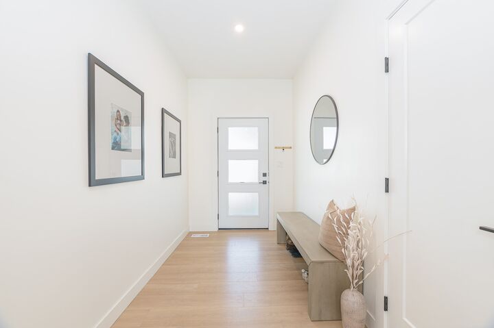Property Photo: 952 Ridgewood Drive BC V0E 1V1