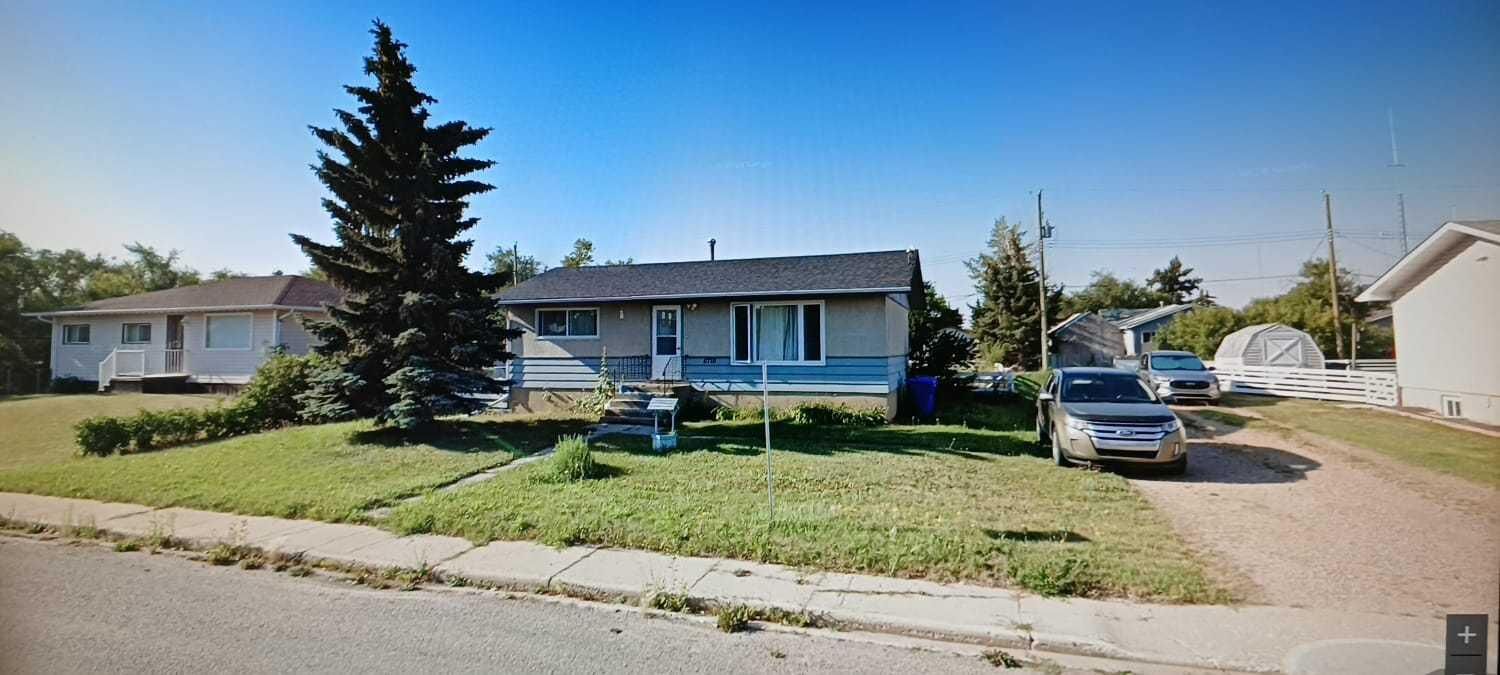 Property Photo: 4710 Imperial Avenue AB T0C 1C0