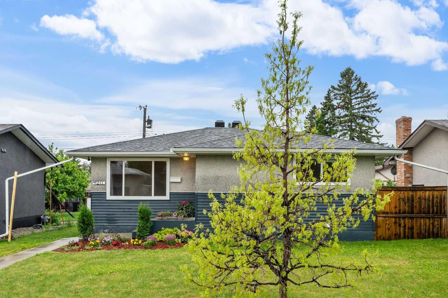 Property Photo:  9211 Allison Drive SE  AB T2J 1B3 