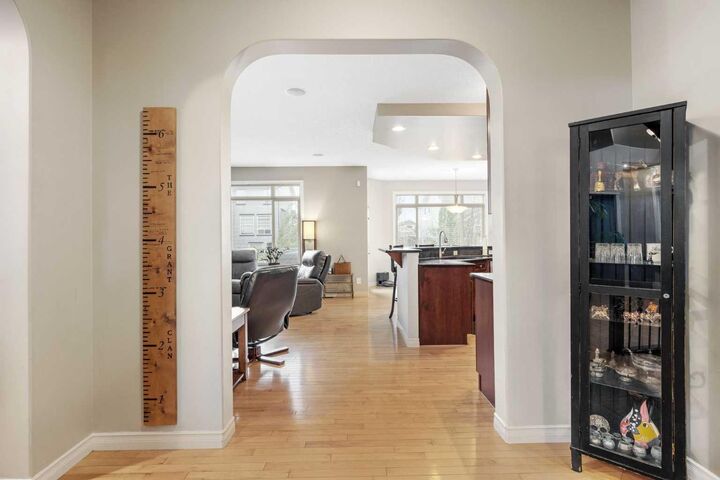Property Photo:  148 Westland Street  AB T1S 0B3 