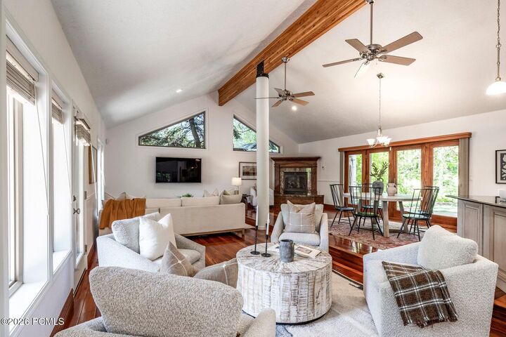Property Photo: 3452 W Saddleback Road UT 84098