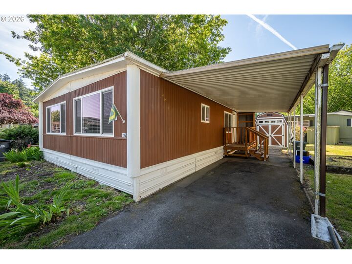 Property Photo:  1475 Green Acres Rd 95  OR 97408 