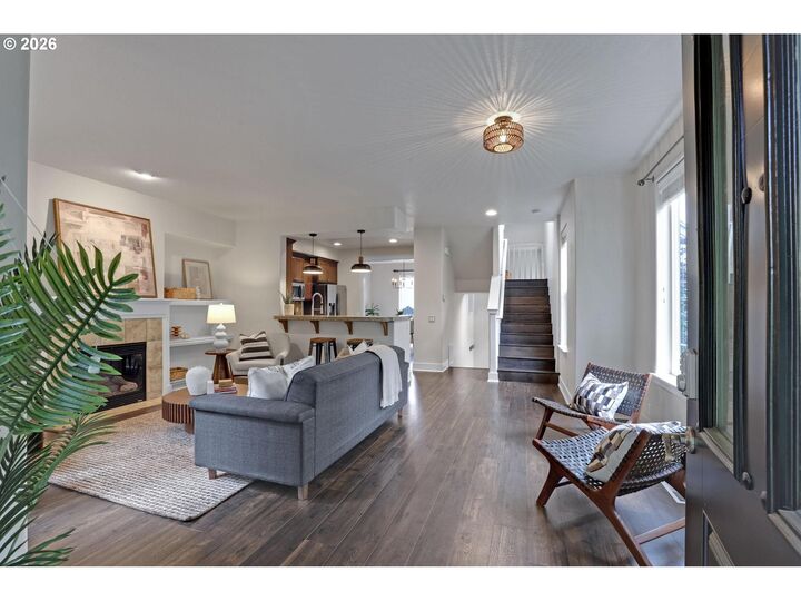 Property Photo: 10533 NE Avery Way OR 97006