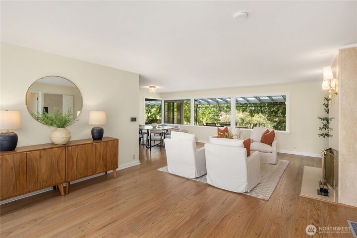 Property Photo: 3409 Magnolia Blvd W WA 98199