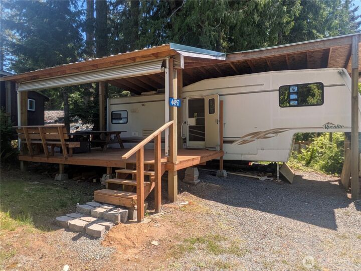 Property Photo:  44957  Kachess Trail 2C97  WA 98237 