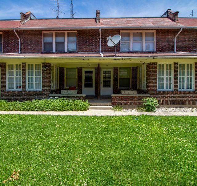 Property Photo:  16 Howard Place  IN 47374 