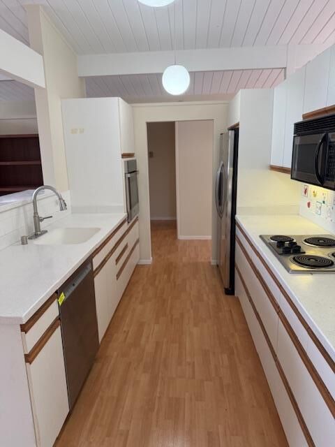 Property Photo:  1571 Forge Road  CA 94402 