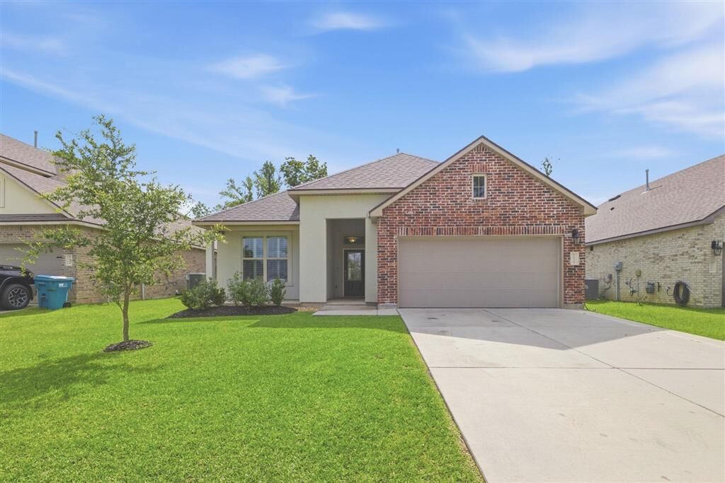 Property Photo:  2436 Reserve Drive  LA 70669 
