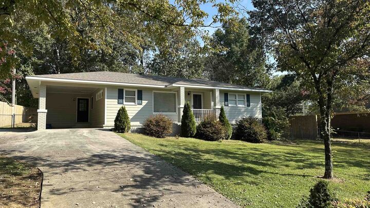 Property Photo:  1407 Linwood Dr  AL 35055 