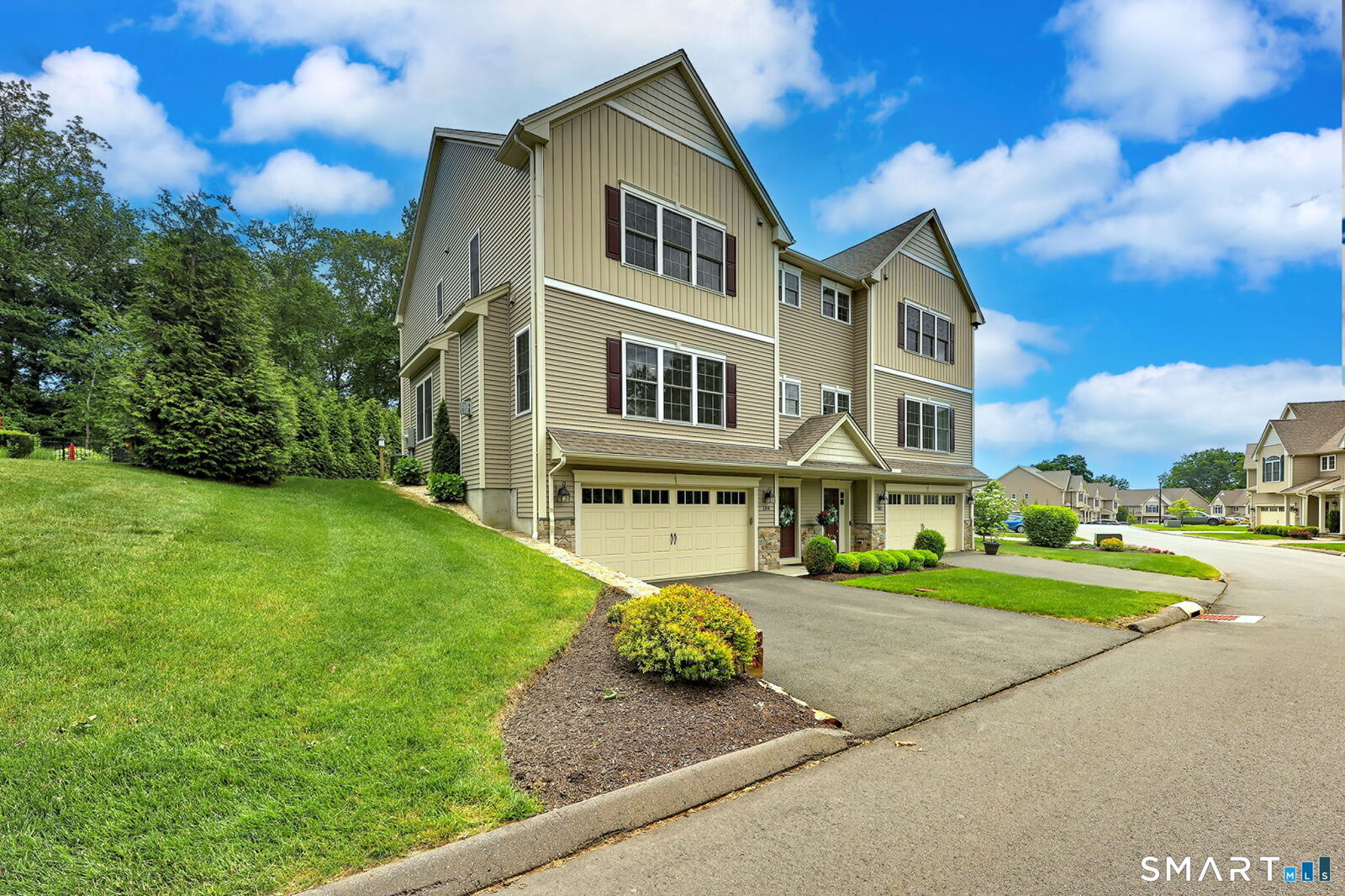 Property Photo:  184 Wells View Road 184  CT 06484 