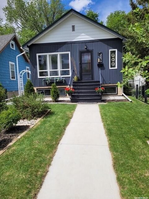 Property Photo:  3136 Robinson Street  SK S4S 1V5 