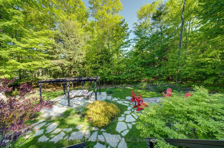 Property Photo: 42 Forest Circle ON L9M 0H4