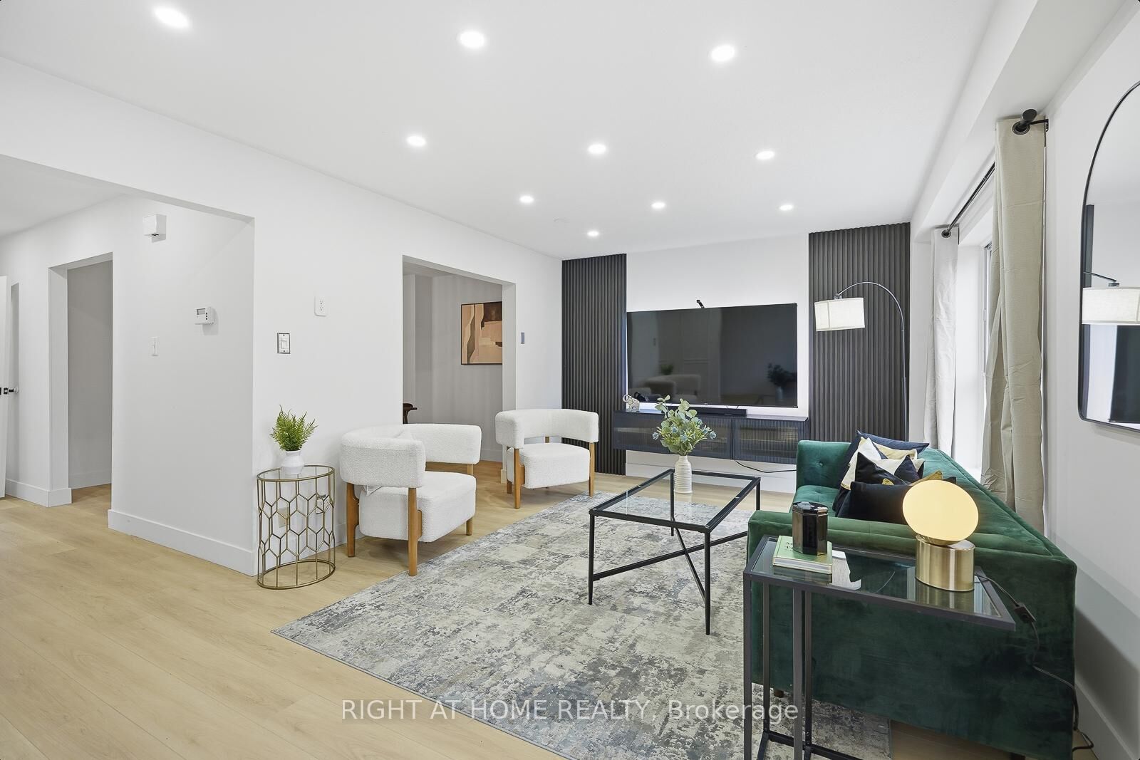 Property Photo: 216 Fleetwood Crescent ON L6T 2E6