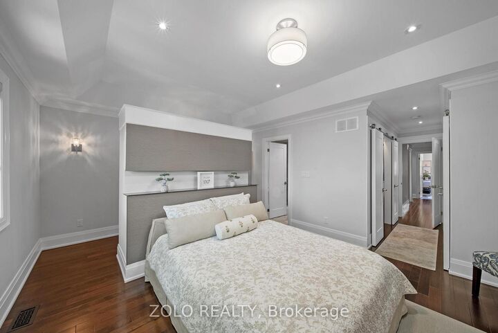Property Photo:  168A Lake Promenade  ON M8W 1A7 