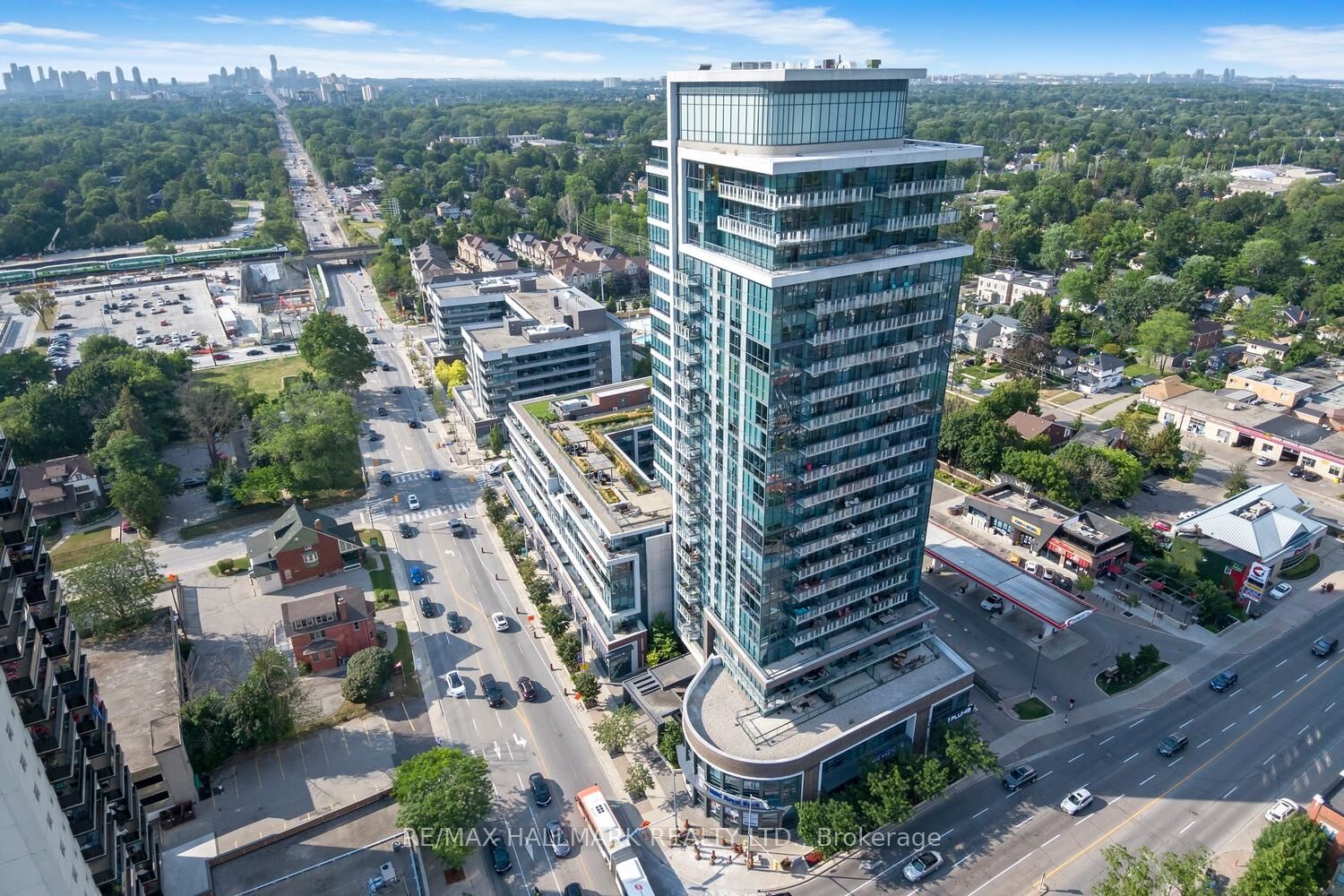 Property Photo: 1 Hurontario Street 601 ON L5G 0A3