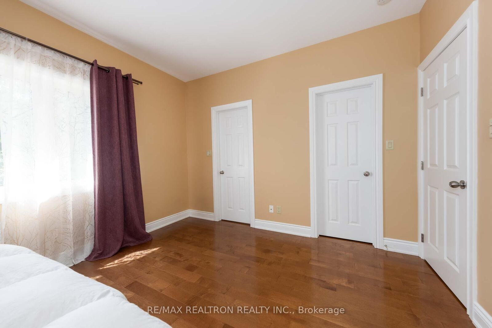 Property Photo: 157B Silas Boulevard ON L4P 2K2