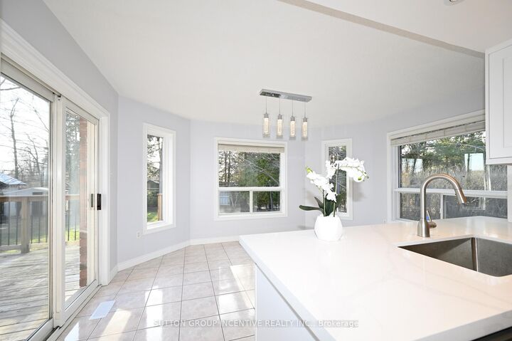 Property Photo: 26 Warner Road ON L4N 7M5