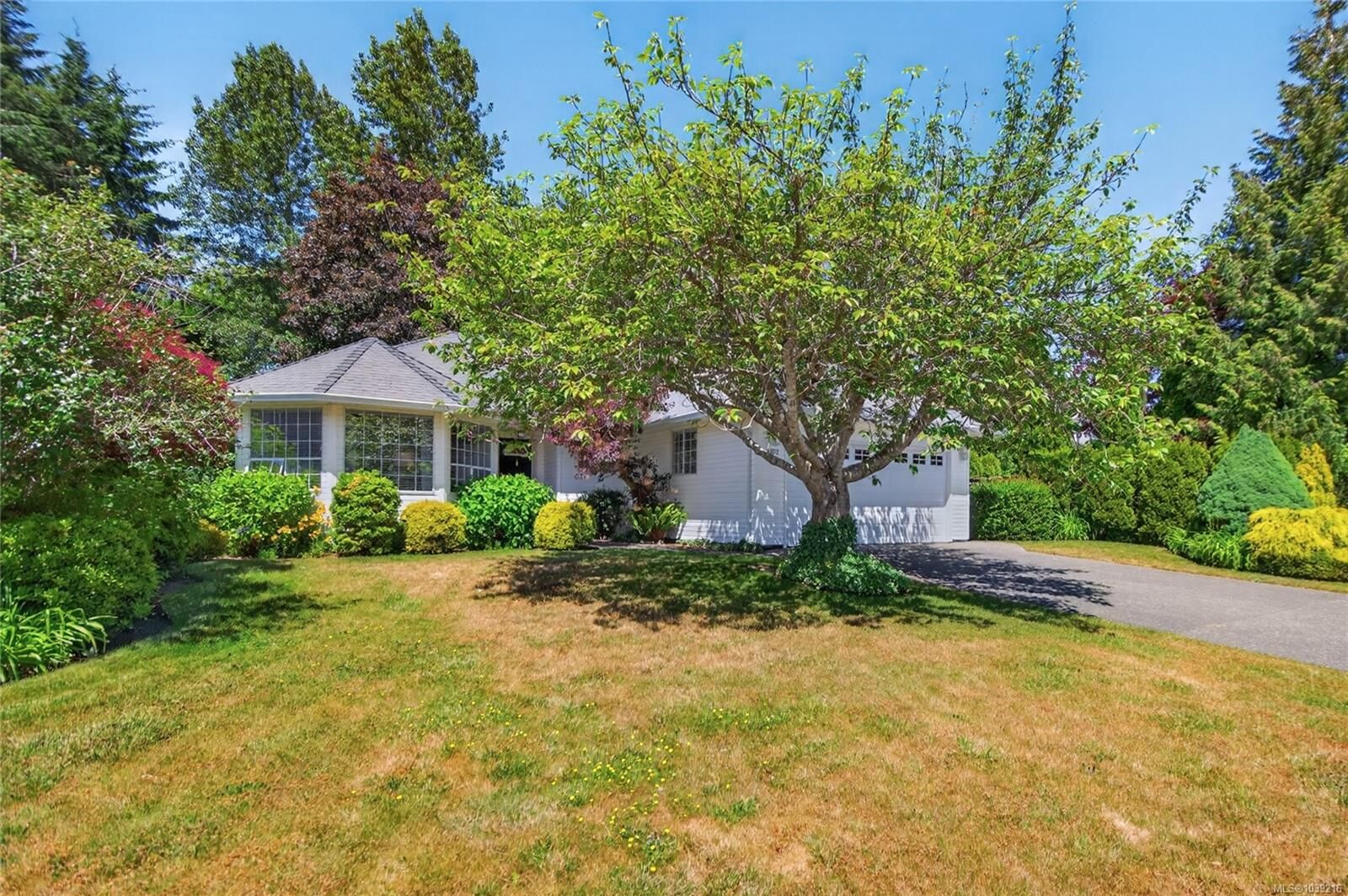 Property Photo:  2022 Valley View Dr  BC V9N 8M4 