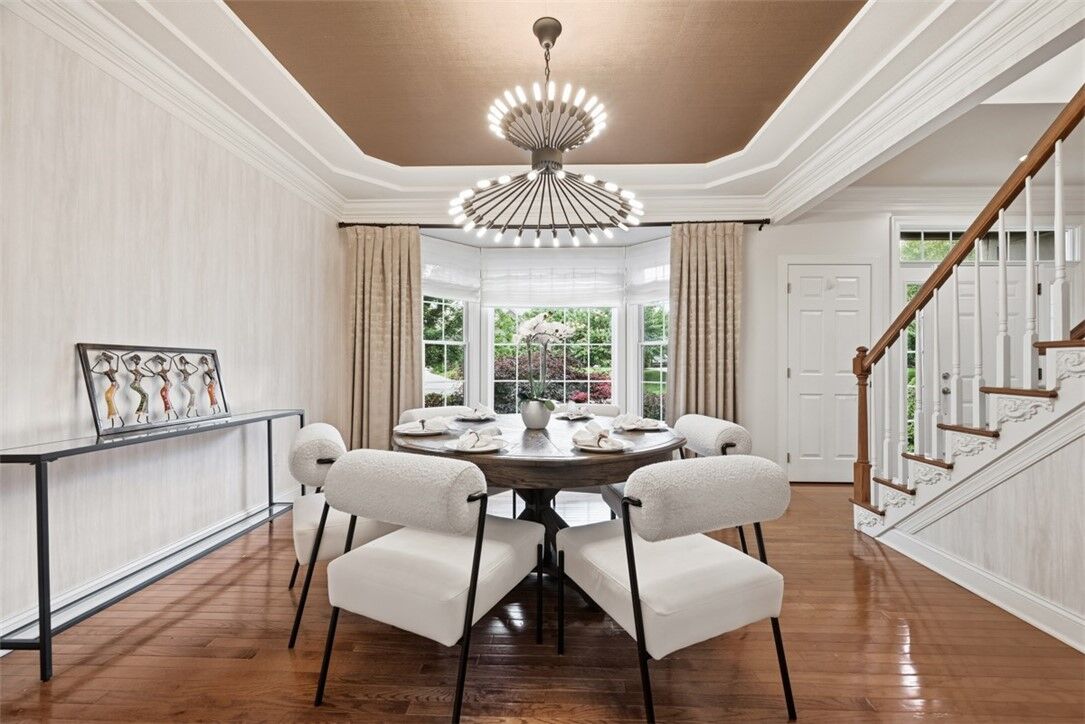 Property Photo:  2018 Condor Ln  PA 15044 