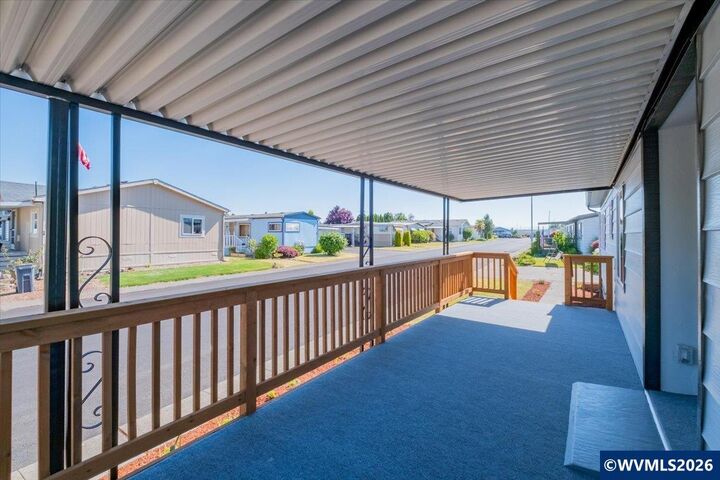 Property Photo:  5422 Portland Rd NE 79  OR 97305 