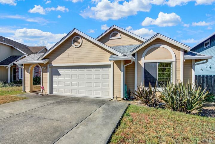 Property Photo:  2405 Topgallant Court  CA 94534 